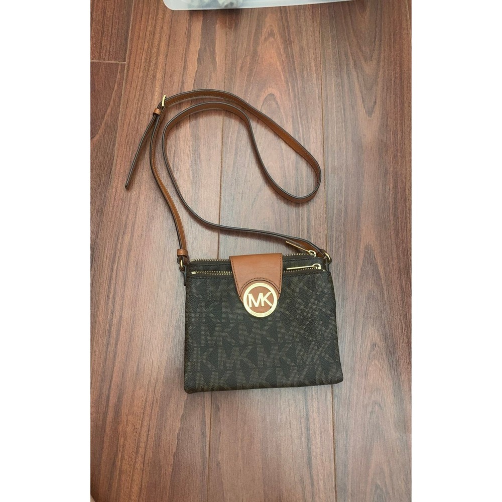 Michael Kors Crossbody Bag